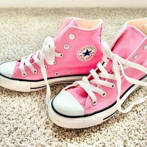 Size 5.5 / 22.5cm: Converse CHUCK TAYLOR ALL STAR CLASSIC HIGH SNEAKER Pink